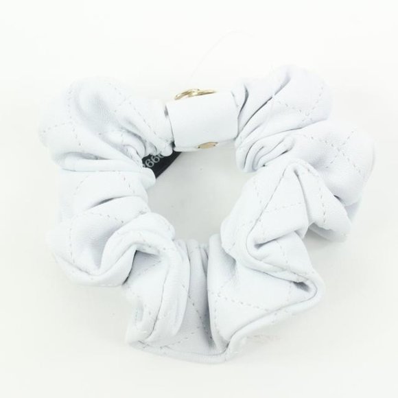 Chanel 21K Leather Hair Scrunchie Barrette 48ck32s main image 3